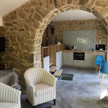 La Chapelle Moulin Traversée Par L'eau Jacuzzi Piscine Classé 5 étoiles Hébergement de vacances *