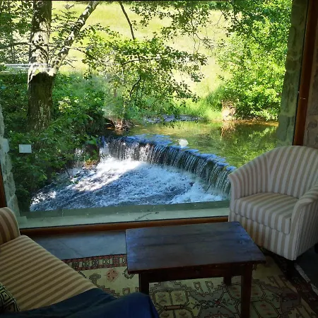 Hébergement de vacances La Chapelle Moulin Traversée Par L'eau Jacuzzi Piscine Classé 5 étoiles Bourg-Argental